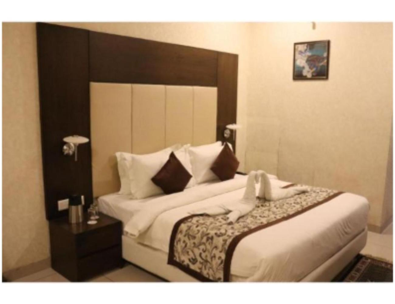 Solista, Homestay *